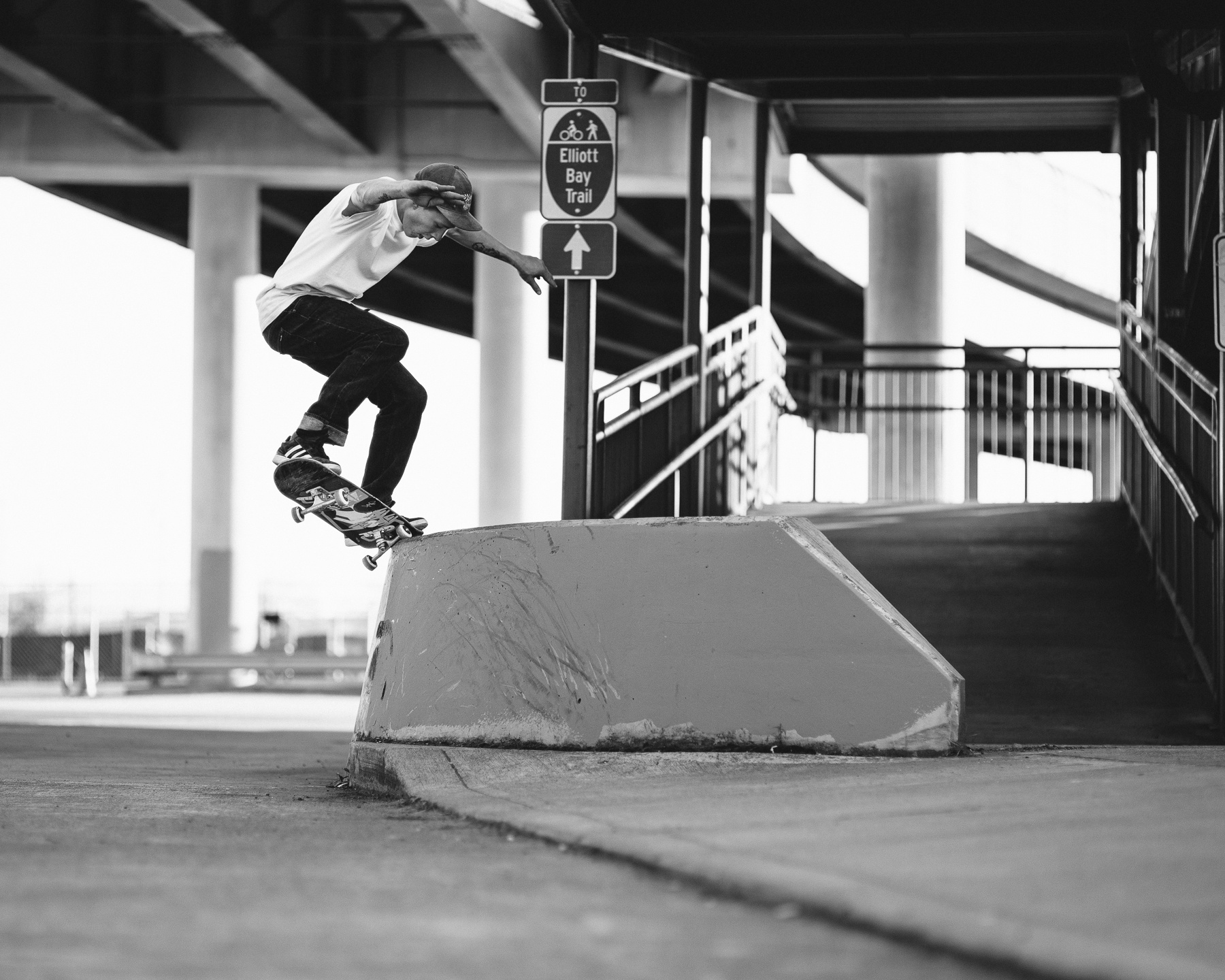 Joe Andrews - FS Crooked Grind - Seattle, WA